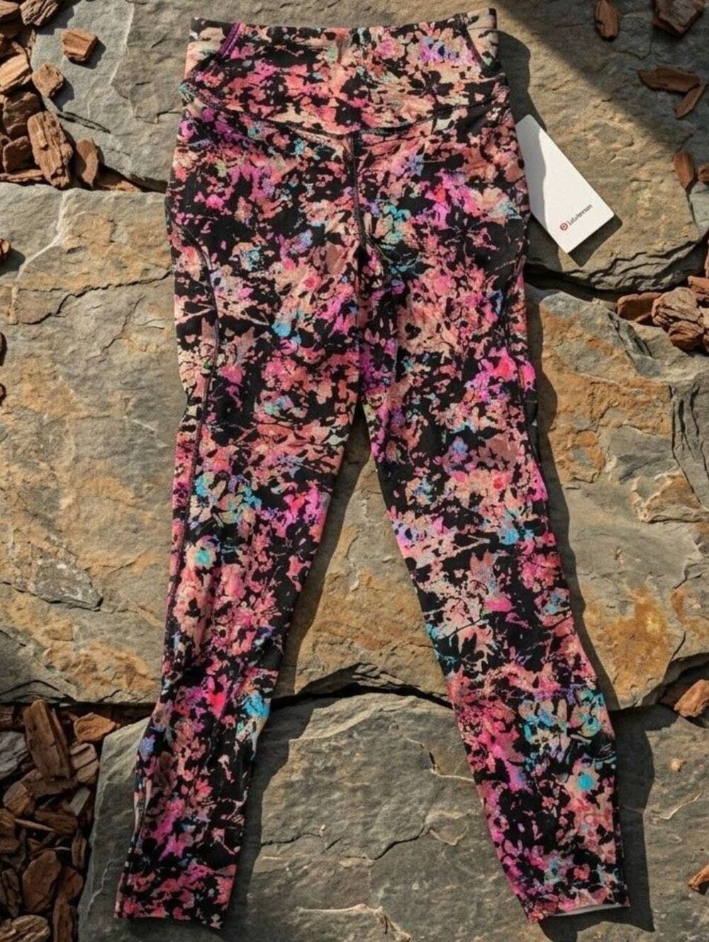 NWT Lululemon Base Pace HR Tight 25 Floral Leggings Size 6 Runnercore Gym